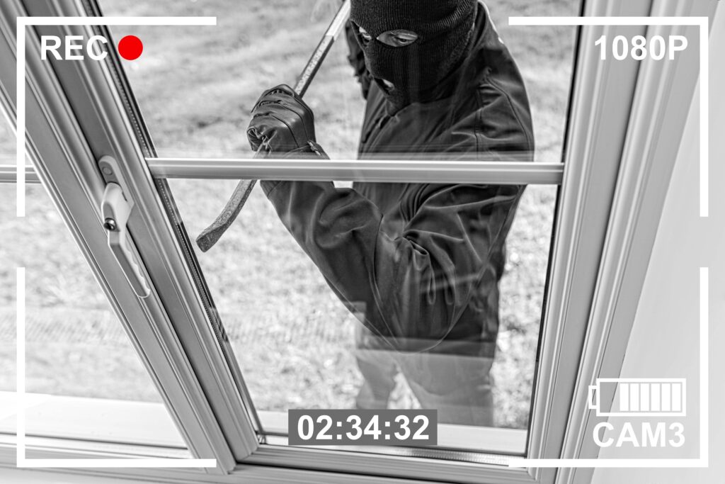 Burglary-captured-on-Lenz-security-cctv-cameras-Colchester